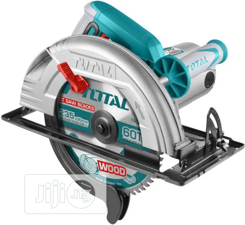 9" Total Circular Saw 2200watts