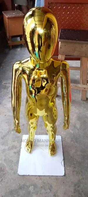Age 1 To 3 Years Gold Kid Mannequin