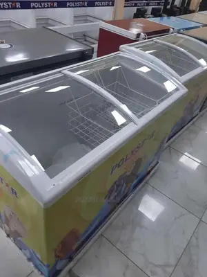 Display Showcasing Chiller