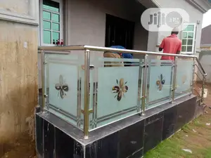 Stainless Rail With 10mm Glass Rail