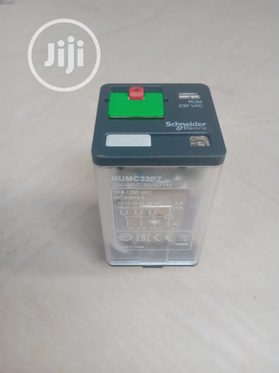 Schneider Pin Relay