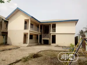 Building Contractor