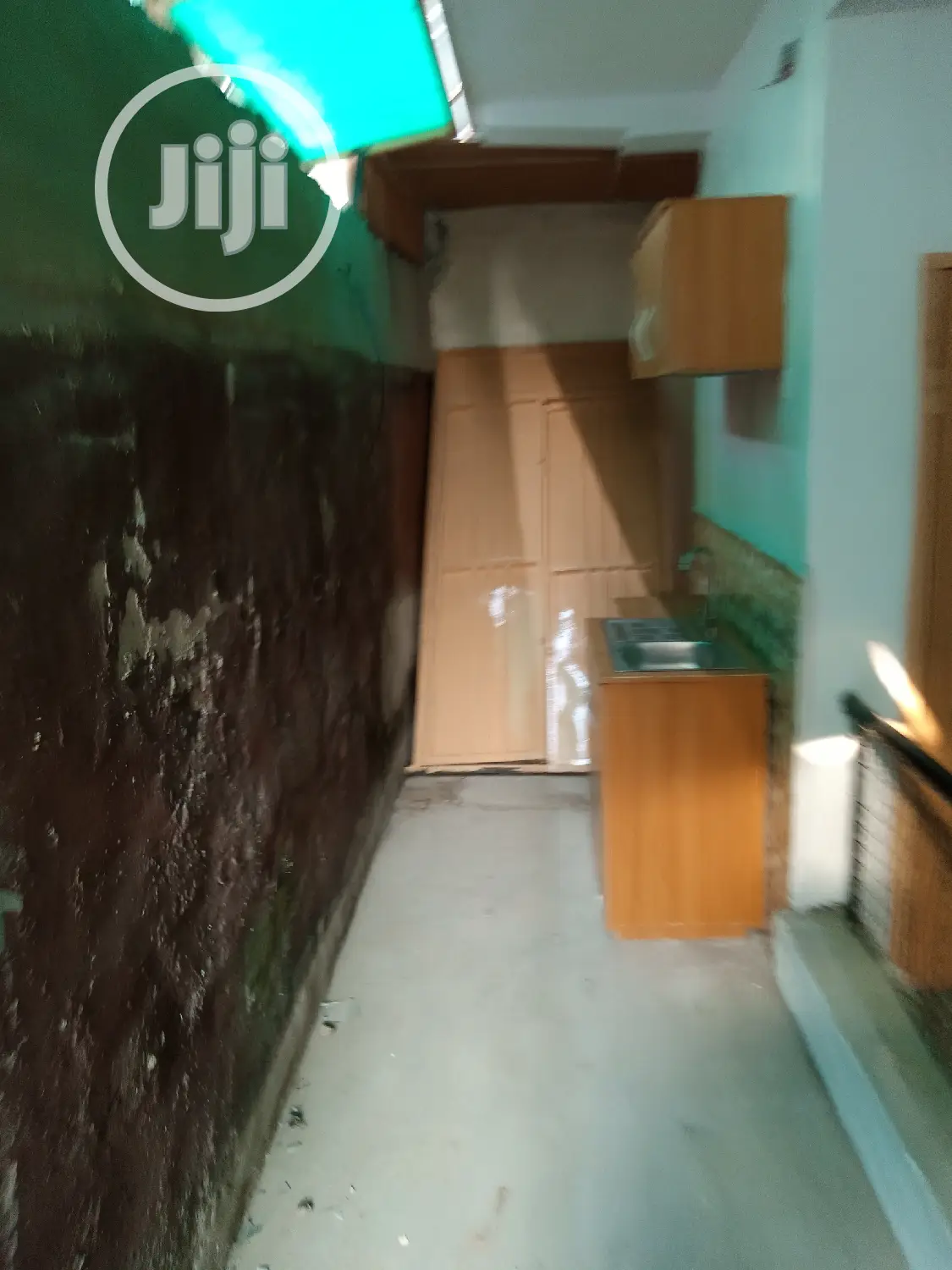 Building Contractor