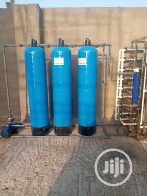 8 Membrane R O Water Treatment Machines
