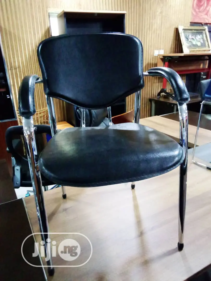 Quality Guaranteed Visitors Chair