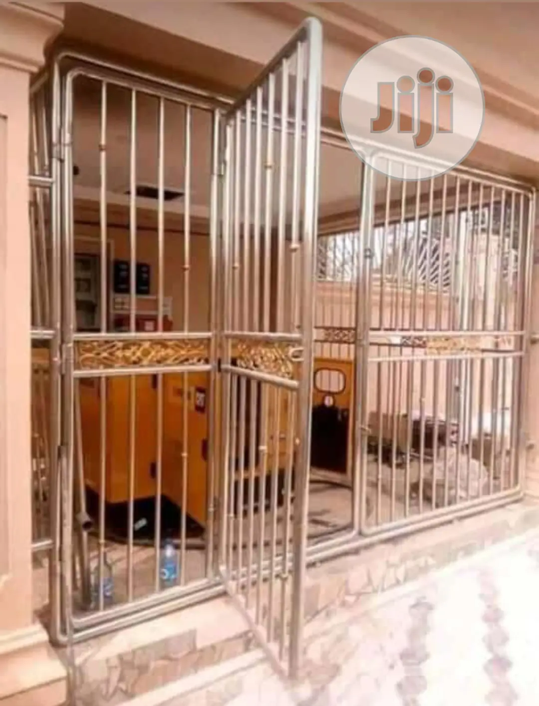 Stainless Gate and Burglary