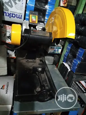 Cutt Off Saw Machine