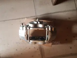 Front Brake Calipers for Toyota Land Cruiser 2010 to 2019