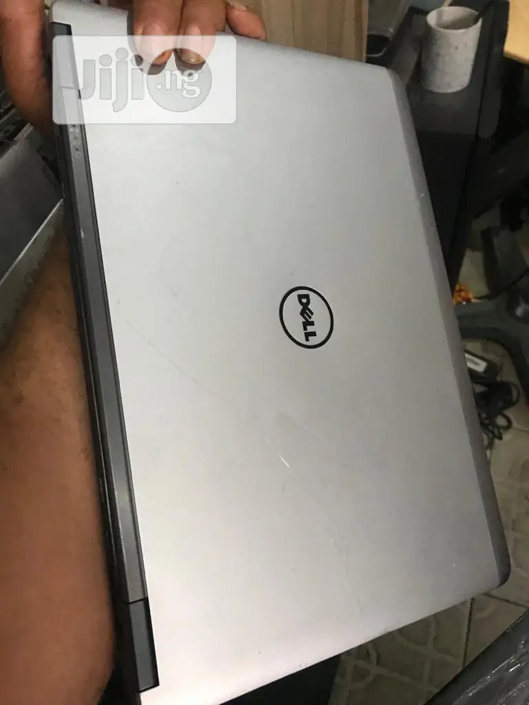 Laptop Dell Latitude E5440 4GB Intel Core I5 HDD 500GB