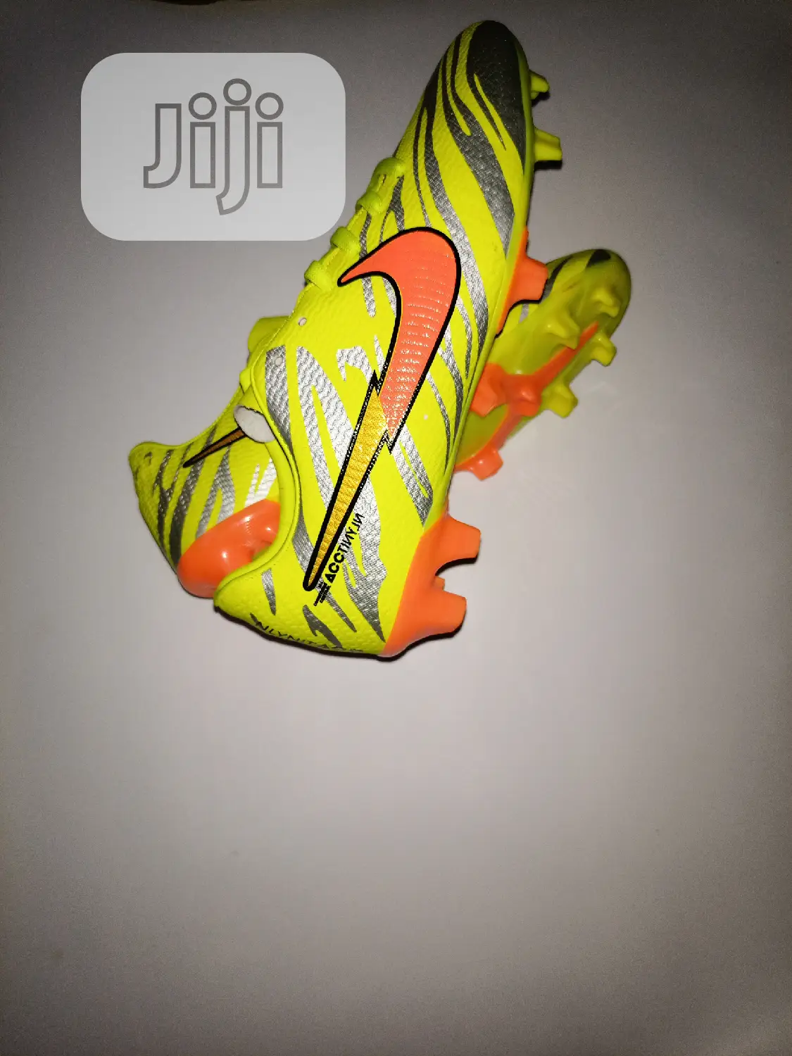 Quality Original Soccer Football Boots