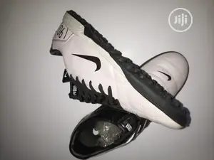 Quality Original Soccer Football Boots