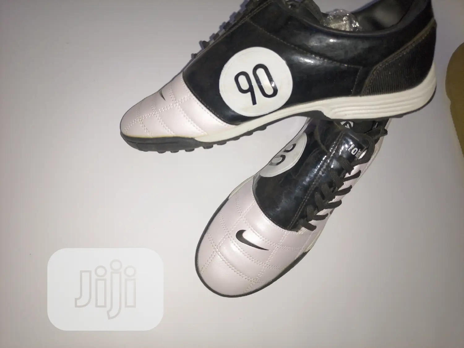 Quality Original Soccer Football Boots