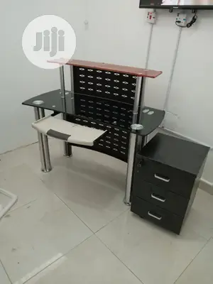 Office Receptionist Desk