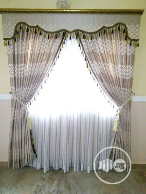 Quality Curtain With Dayblind