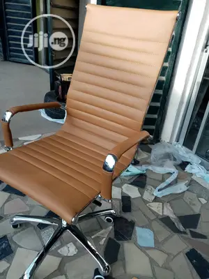 Guaranteed Office Swivel Chair