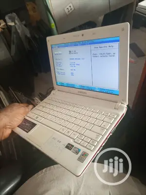 Laptop Samsung 2GB Intel HDD 160GB