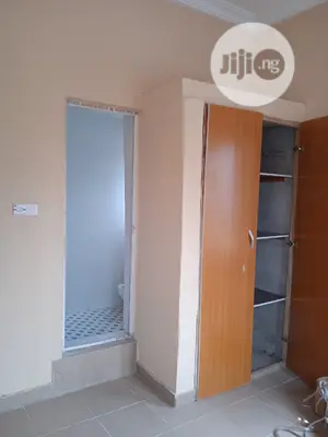 Furnished 2bdrm Apartment in Heritage, Abule Ado for rent