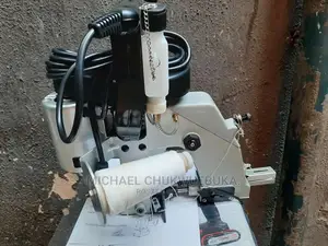 Bag Closer Machine