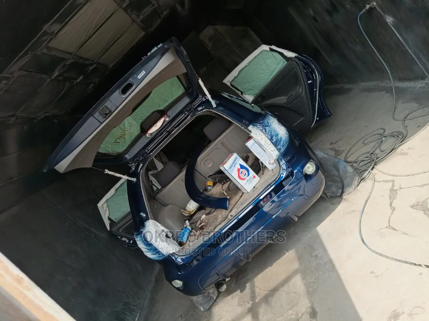 We Paint Cars