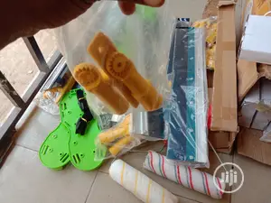 Epoxy Squeegee, Spike Shoe for Epoxy Work