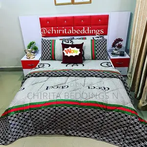Beautiful Bedsheets,2 Pillowcases and Duvet (4by6)