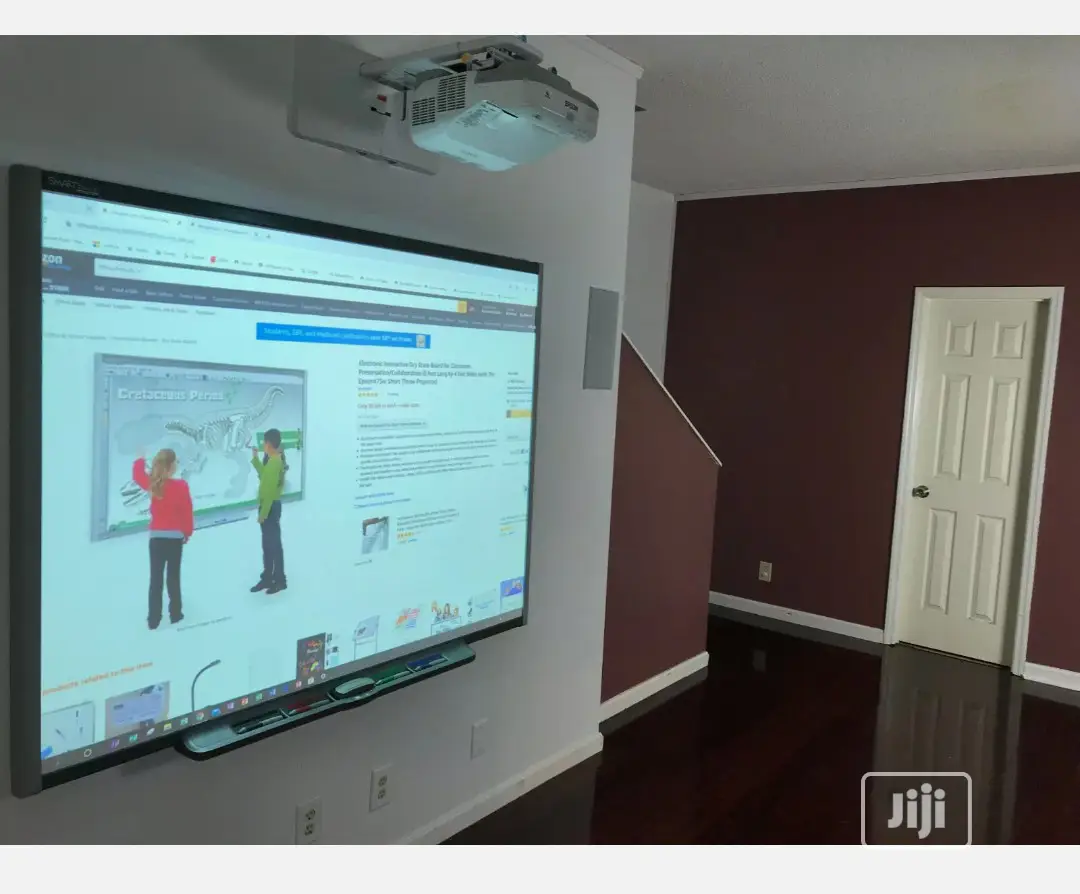 Projector Epson Short Throw