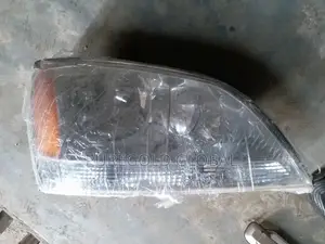 Kia Sorento Headlamp 2005 Model