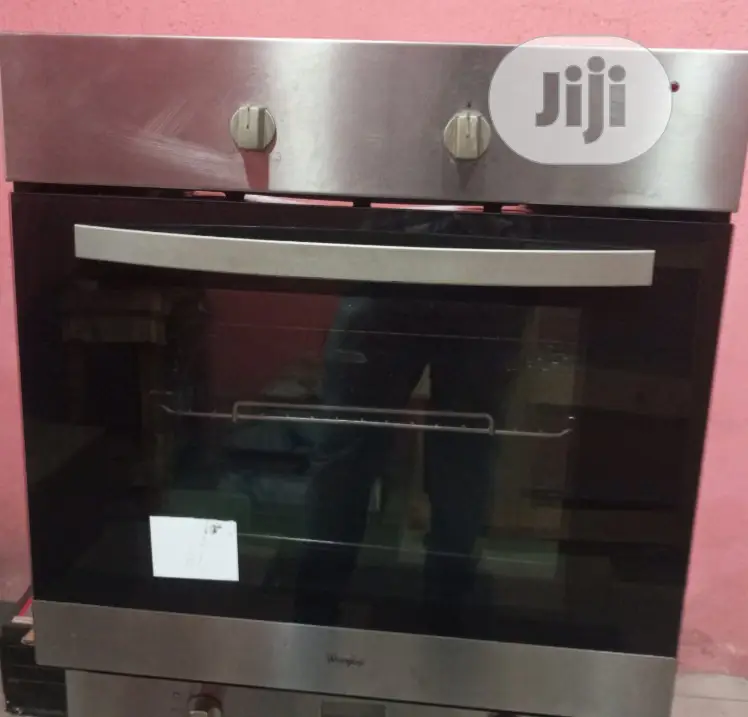 Whirlpool Built in Electric Oven