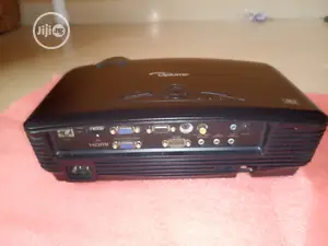Projector Optoma