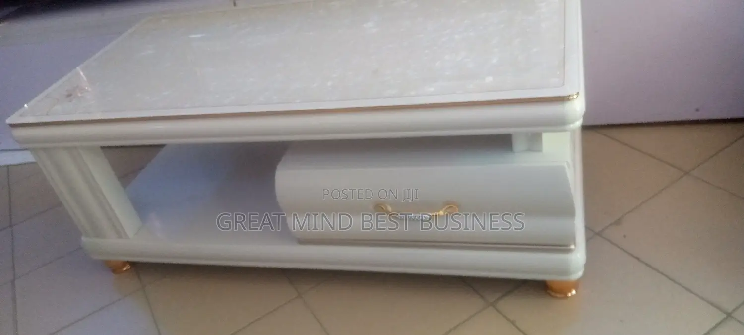 High Quality Center Table