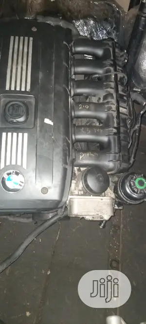E90 BMW Engine