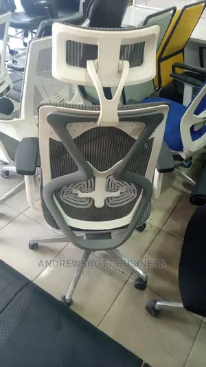 Studio Chair