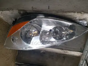 Toyota Sienna Headlamp Available Here