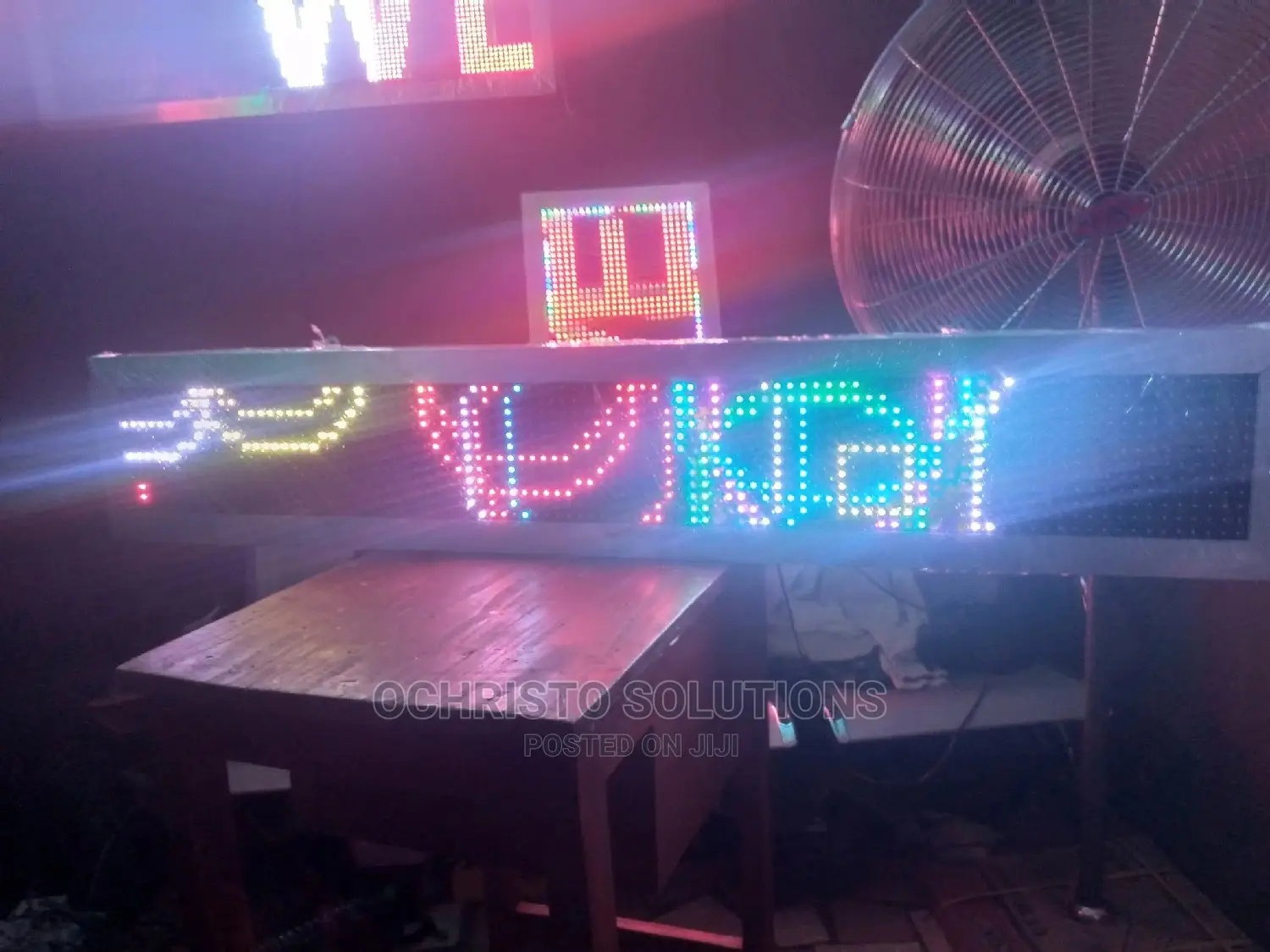 4ft Full Colour LED Display With Remote Control Access.