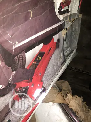 3TON Hydraulic Floor Jack Professional