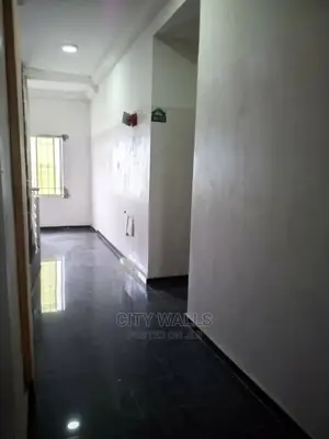 2bdrm Apartment in Chevron for rent