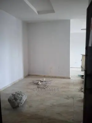 2bdrm Apartment in Chevron for rent