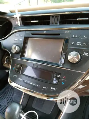 Car Stereo Navigation and Camera for Toyota Avalon 2015.
