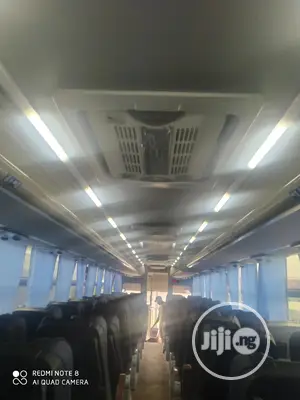 New Bus 2020 Gold