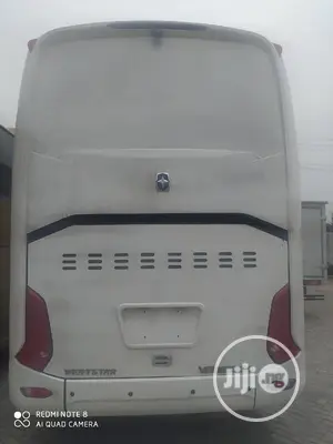 New Bus 2020 Gold