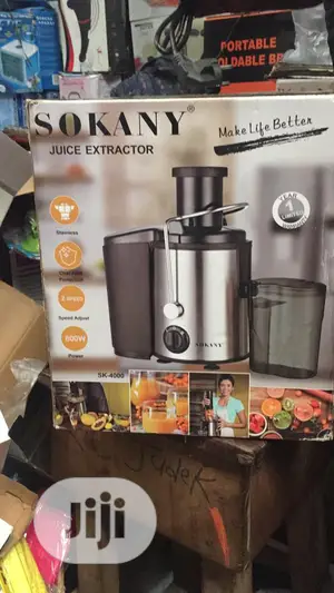 800W Juice Extractor / Juicer