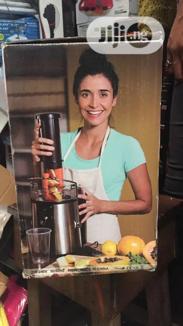 800W Juice Extractor / Juicer