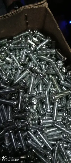 Screw Star Head