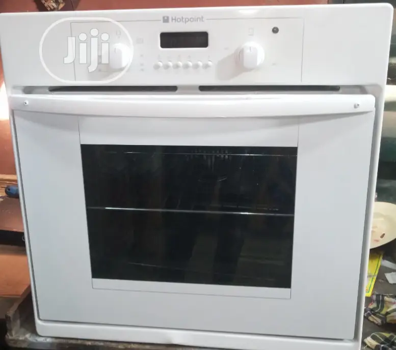 Hotpoint Built in Electric Oven