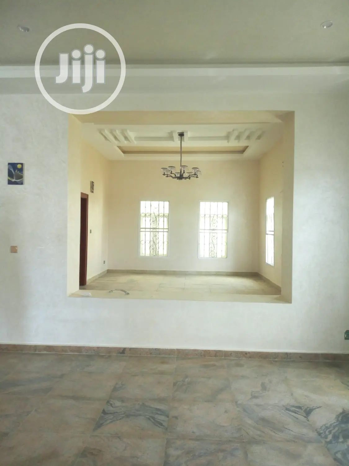 9bdrm Mansion in Gwarinpa Estate for Sale