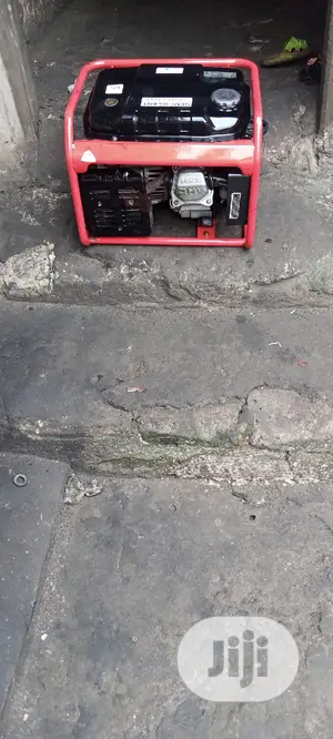 3 Months Old 1.8KVA SENWEI ECO1990S Medium, Copper Generator