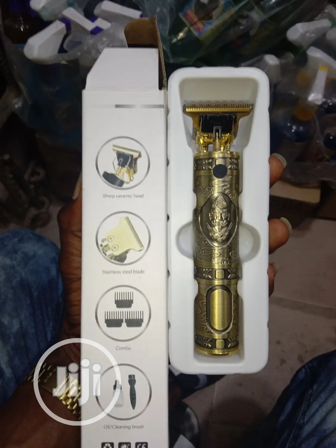 Trimming Shaver