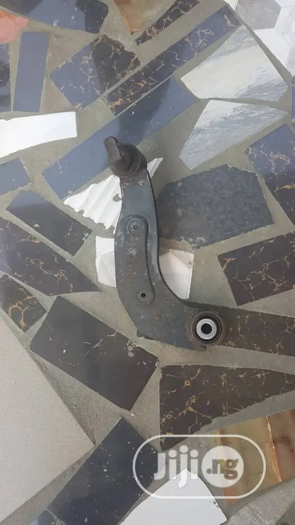Rear Arm Ford Edge 2013