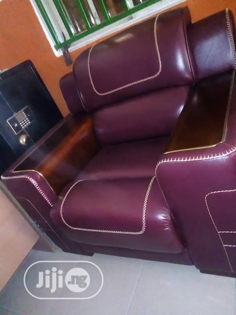 Cusion Chair