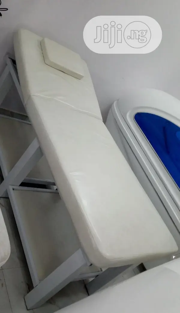 Quality Massage Bed